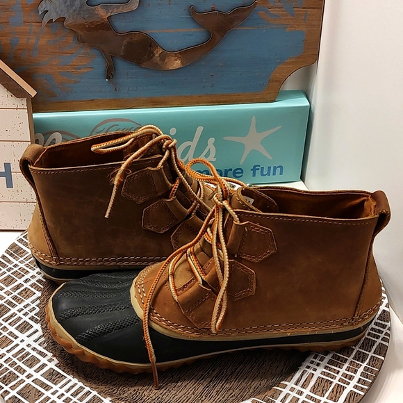 🥰 EUC Sorel Brand Out and About Ladies Leather Lace Up All Weather/Rainboot, 6 - Picture 11 of 16